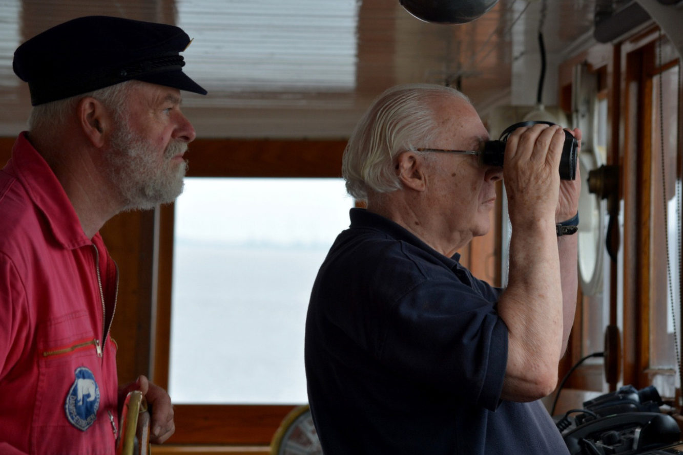 Best binoculars for fishing
